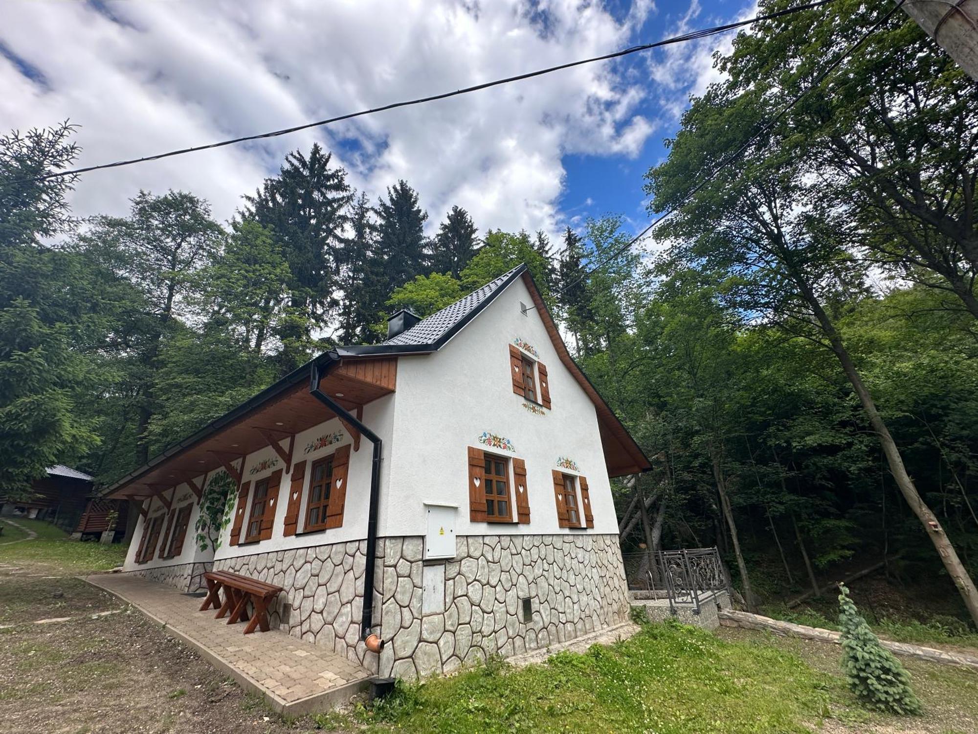 Chata Pohadka- "Lesni Udoli" Perštejn Exteriör bild